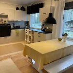 Vaeinoelae, Tilaa Rauhoittua Villa *